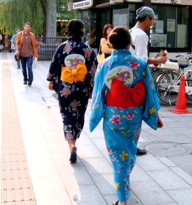 الجولة الثامنة ... أرض الــعـيـون الـساخـنـة Yukata11