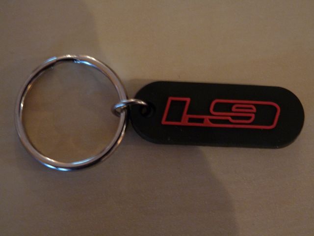 porte clef MI16 12111110