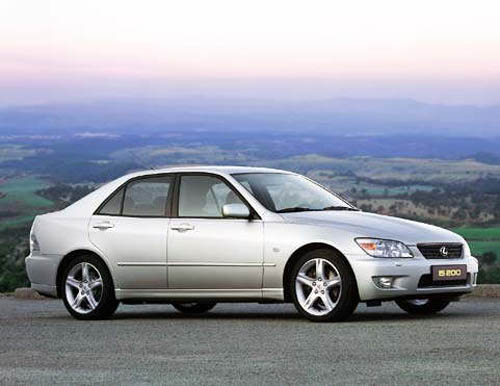 LEXUS IS 200 Is20010