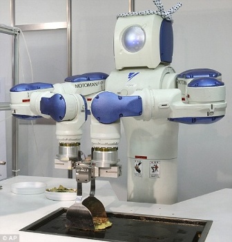 Robot koji pravi i služi palačinke Robotp10