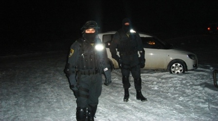 Oko 600 policajaca opkolilo selo Gornja Maoča kod Brčkog. Potraga za licima koja ugrožavaju BiH Sipa_m10