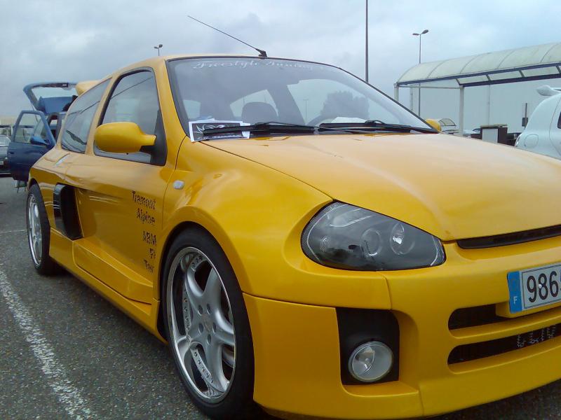 Renault Clio V6 Photo210