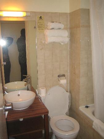 La salle de bain des Mineste La-sal10