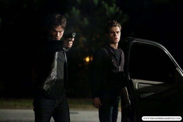 The Vampire Diaries - la serie tv - Pagina 14 02210