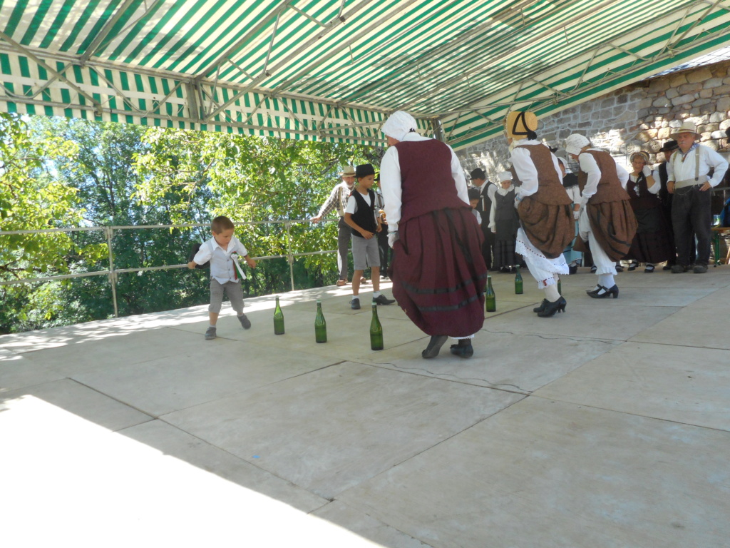 C  - Danse  de la bouteille Vieux_11