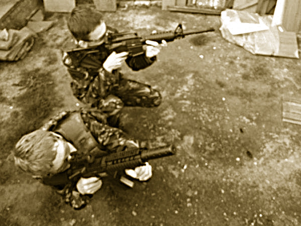 Some pictures of me and my mate in are airsoft gear Army1_10