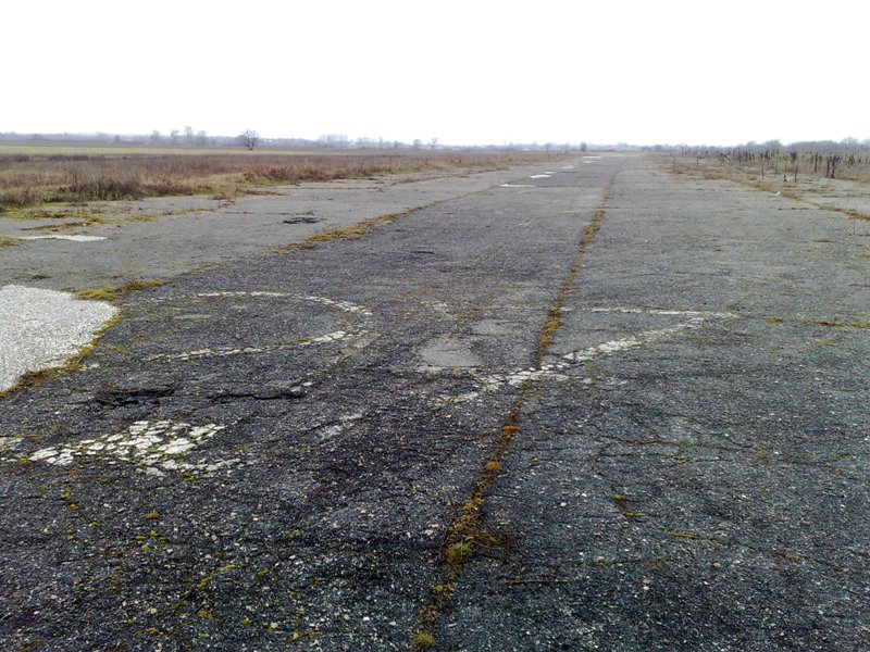 Летища (писти) в близост до Карлово 20022013