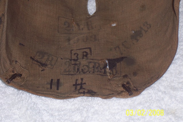 couvre casque provenant d'un stock mort... 100_2812