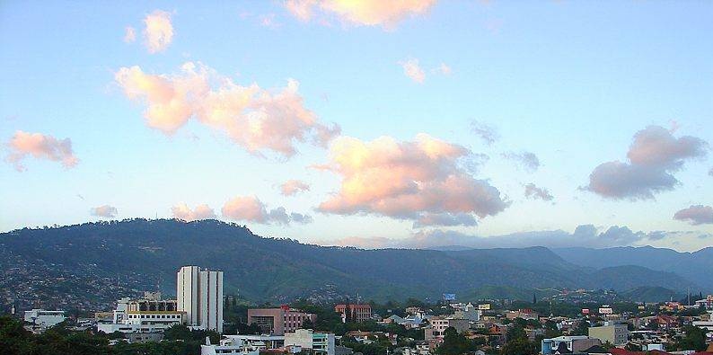 Ciudad de Tegucigalpa Honduras - Página 2 Hbhh_b11