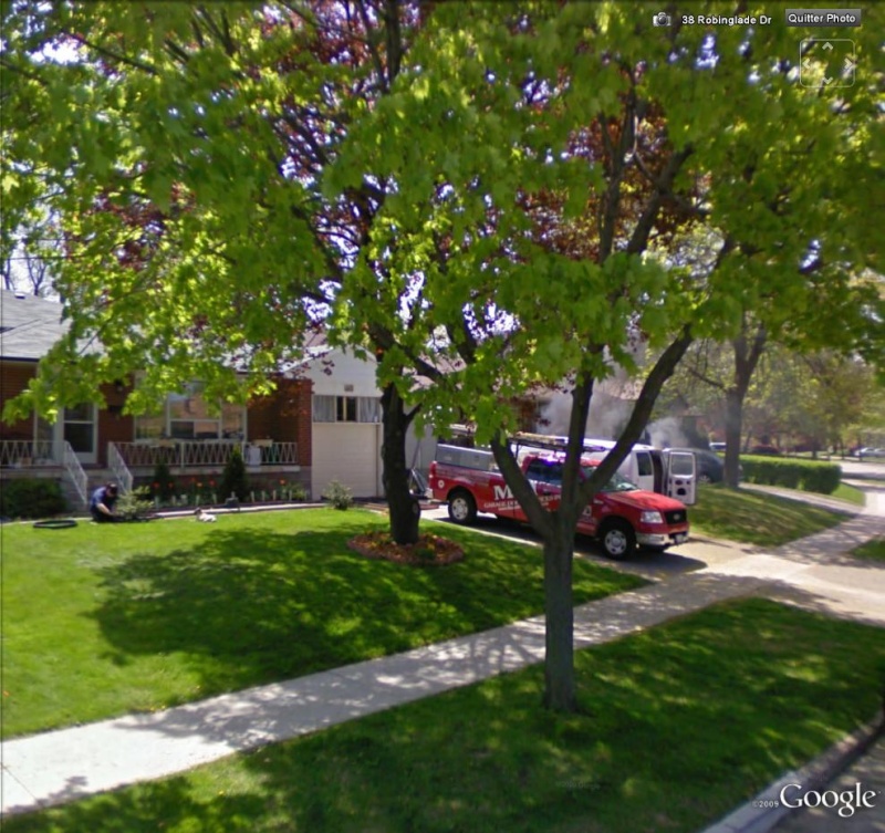 STREET VIEW : véhicule en feu, West Deane park - Canada Feu211