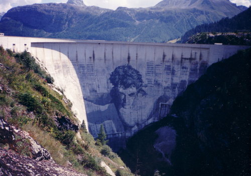 Dessin du barrage de Tignes, Savoie - France Tignes10