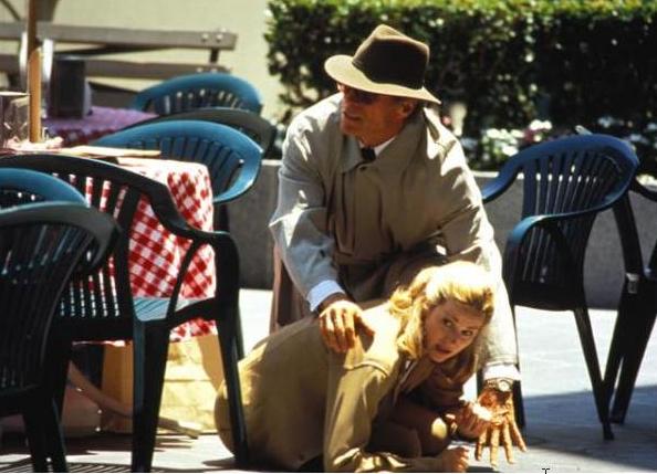 Movie screenshots - Page 6 Absolu10