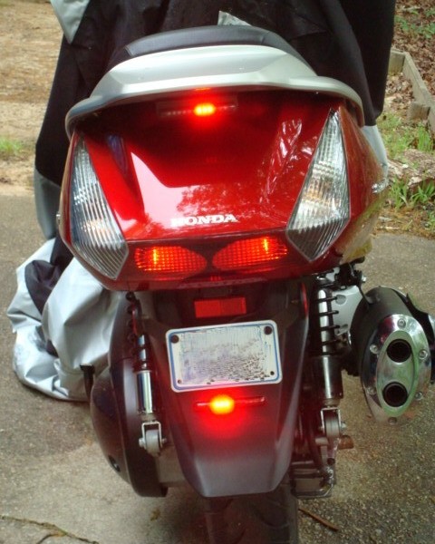Headlight modulator and Knight Riderz bars Dsc02210