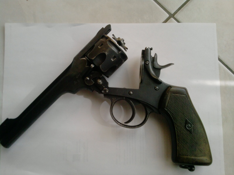 revolver webley mark 6 P2404111