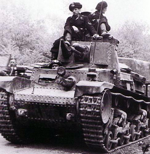 Tome I , le Pz (35)t Cmk ,1./35 - Page 3 Panzer10