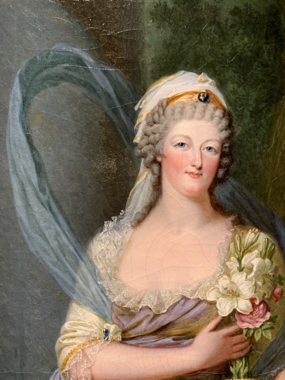 Portraits de Marie-Antoinette costumée à l'antique, ou en vestale, par et d'après F. Dumont  - Page 2 08e5be10