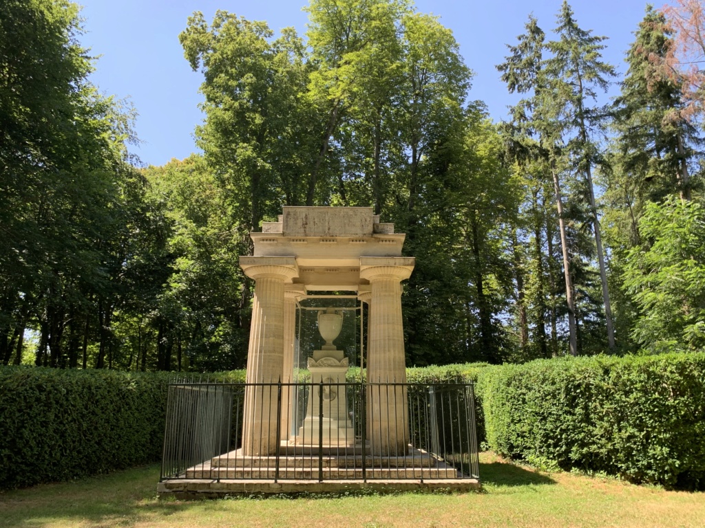 Le domaine de Jeurre et les fabriques du parc de Méréville 7e9b3910