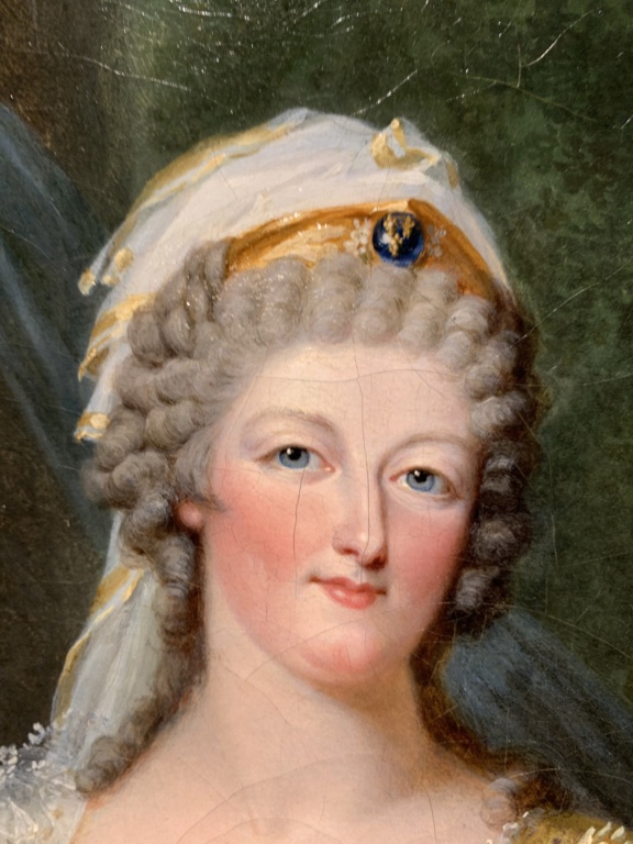 Portraits de Marie-Antoinette costumée à l'antique, ou en vestale, par et d'après F. Dumont  - Page 2 Bd680910