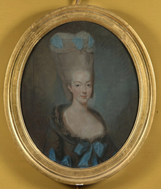Portraits de Marie-Antoinette en buste par Joseph Ducreux (et d'après) - Page 2 Captu716