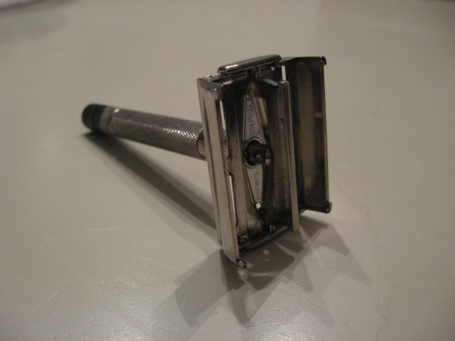 Gillette black tip Img_0411