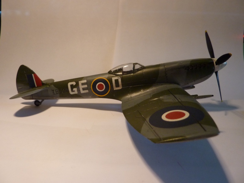 Spitfire MkXVI P1030510