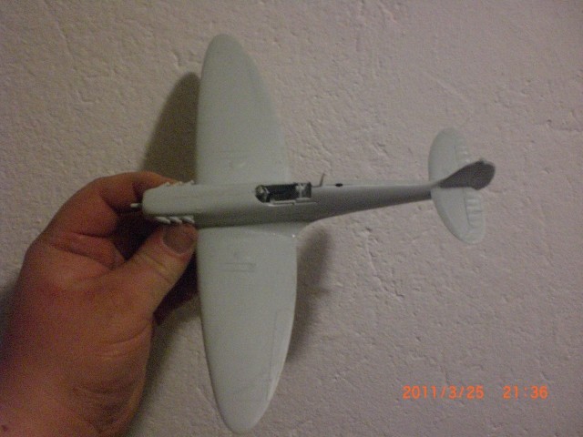Supmarine Spitfire Mk.1 Premium 1:48 von Revell Cimg6215