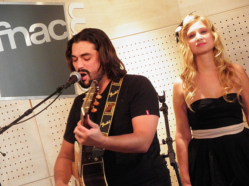 [20.10.2010] Showcase Fnac St-Lazare  - Page 4 P9200216