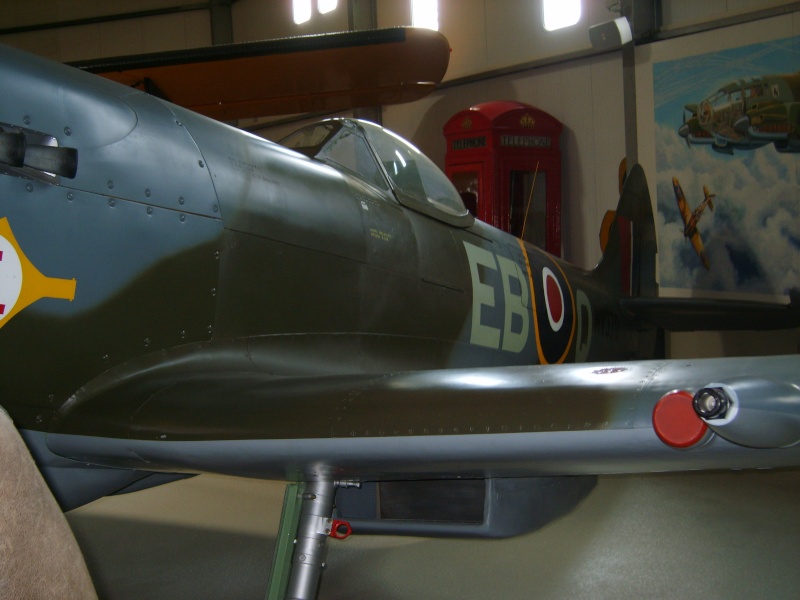 Spitfire Flugze49