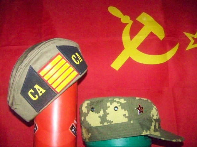 Soviet era headgear 100_1412