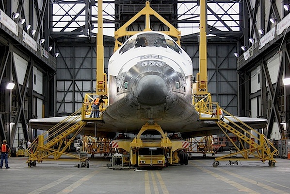 Endeavour STS-134 lancement le 16/05/2011 Endeav11