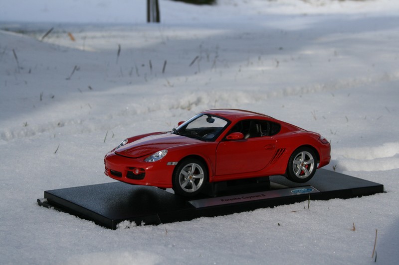 [1/18 de série] Porsche Cayman S - WELLY Img_8813