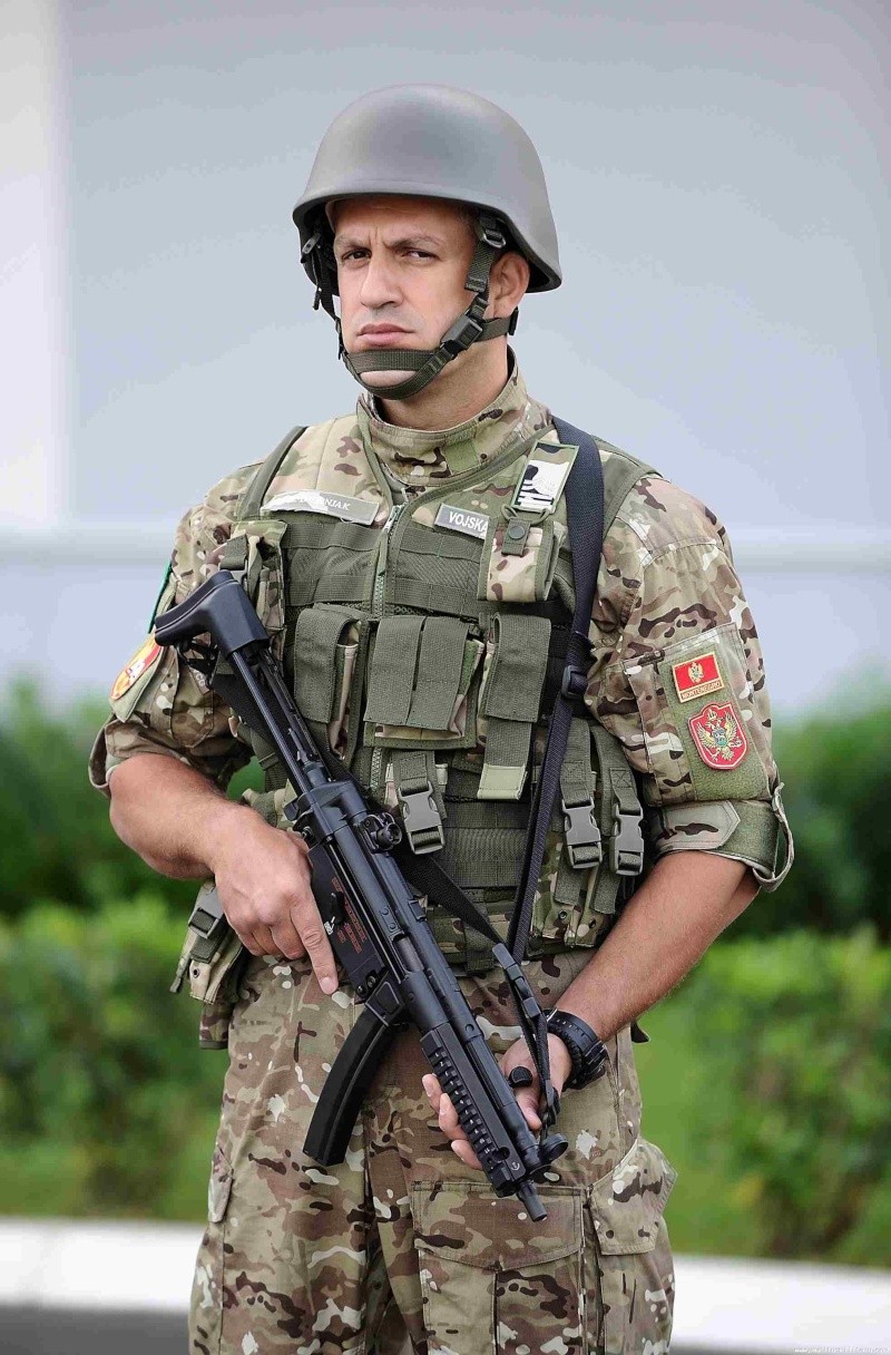 Montenegro Army patches Vojnik12