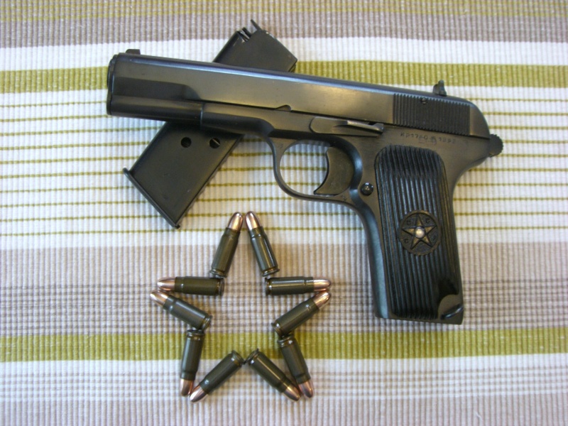 L'histoire du pistolet allemand P08 011012