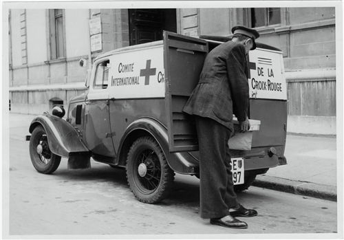 Véhicules sanitaires. 2811