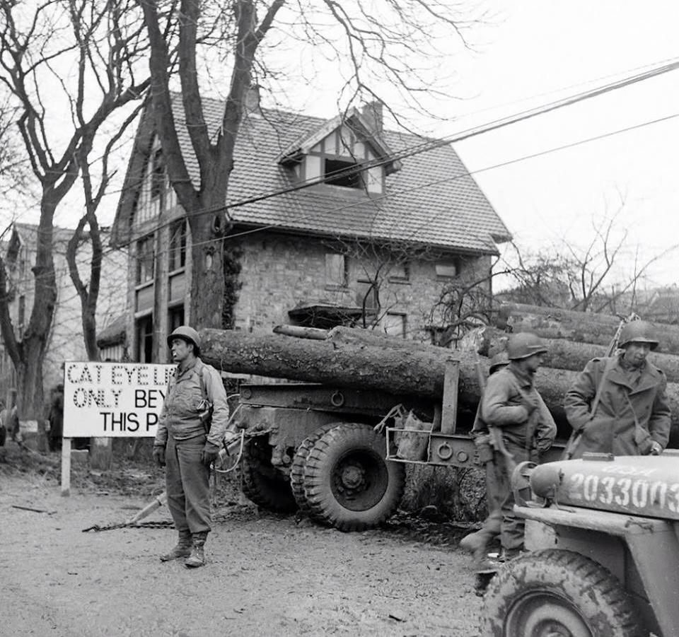 Diverses photos de la WWII (fichier 7) - Page 28 3553