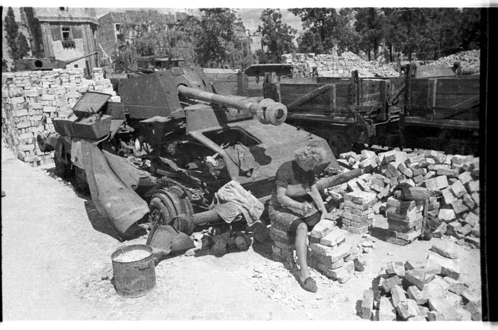 Diverses photos de la WWII - Page 23 39520