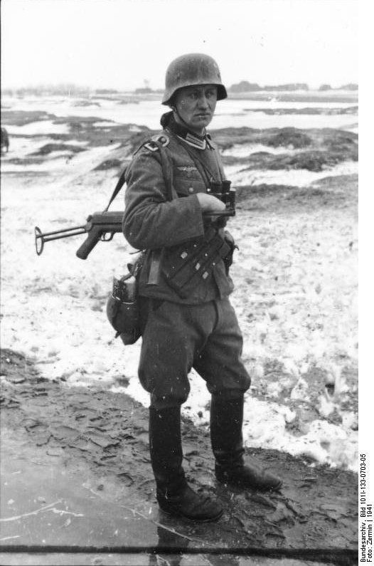 Diverses photos de la WWII - Page 35 47817