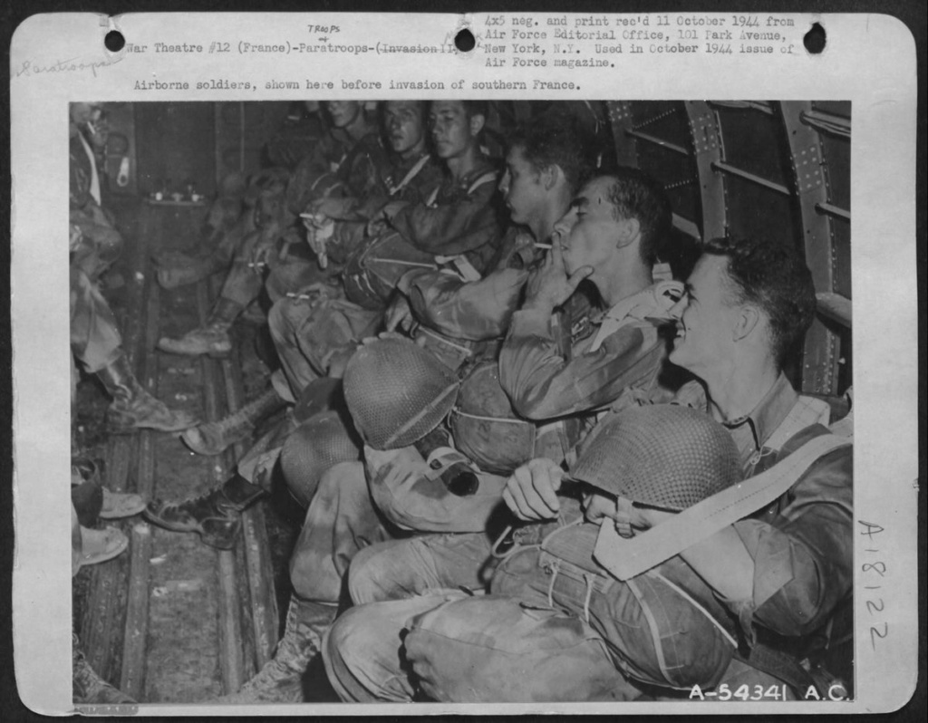 Diverses photos de la WWII - Page 3 49821