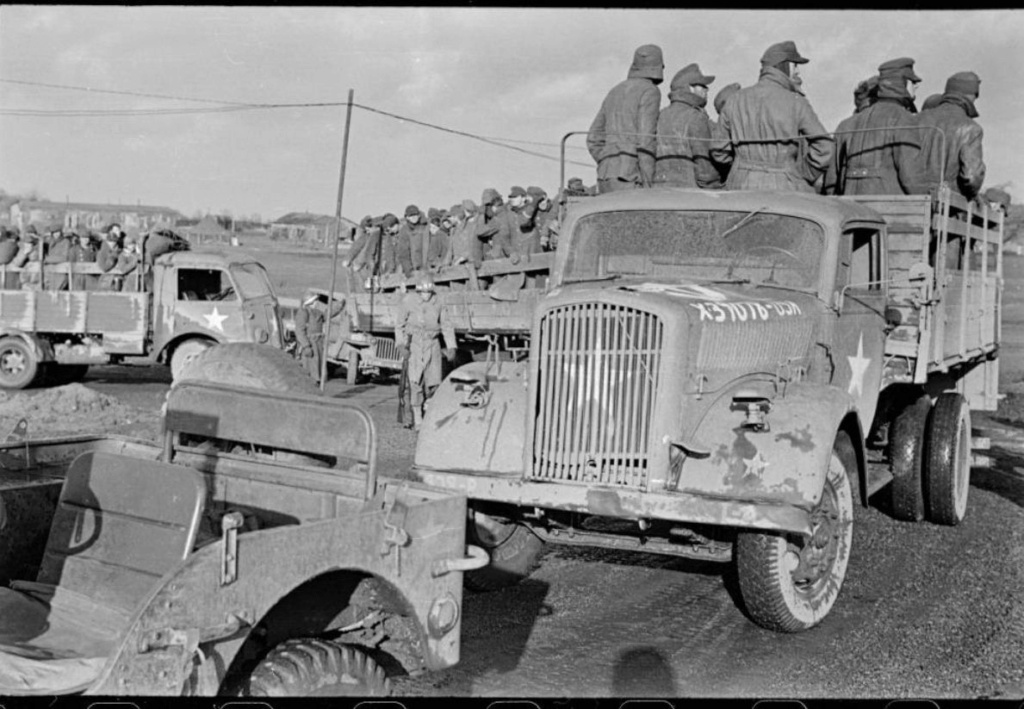 Diverses photos de la WWII (fichier 7) - Page 17 65821
