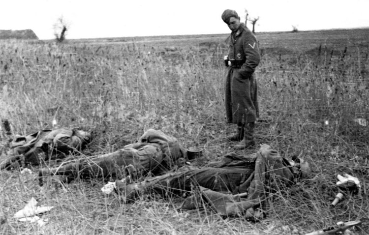 Diverses photos de la WWII - Page 14 74713