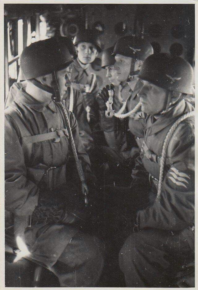 Diverses photos de la WWII (fichier 8) - Page 19 79023