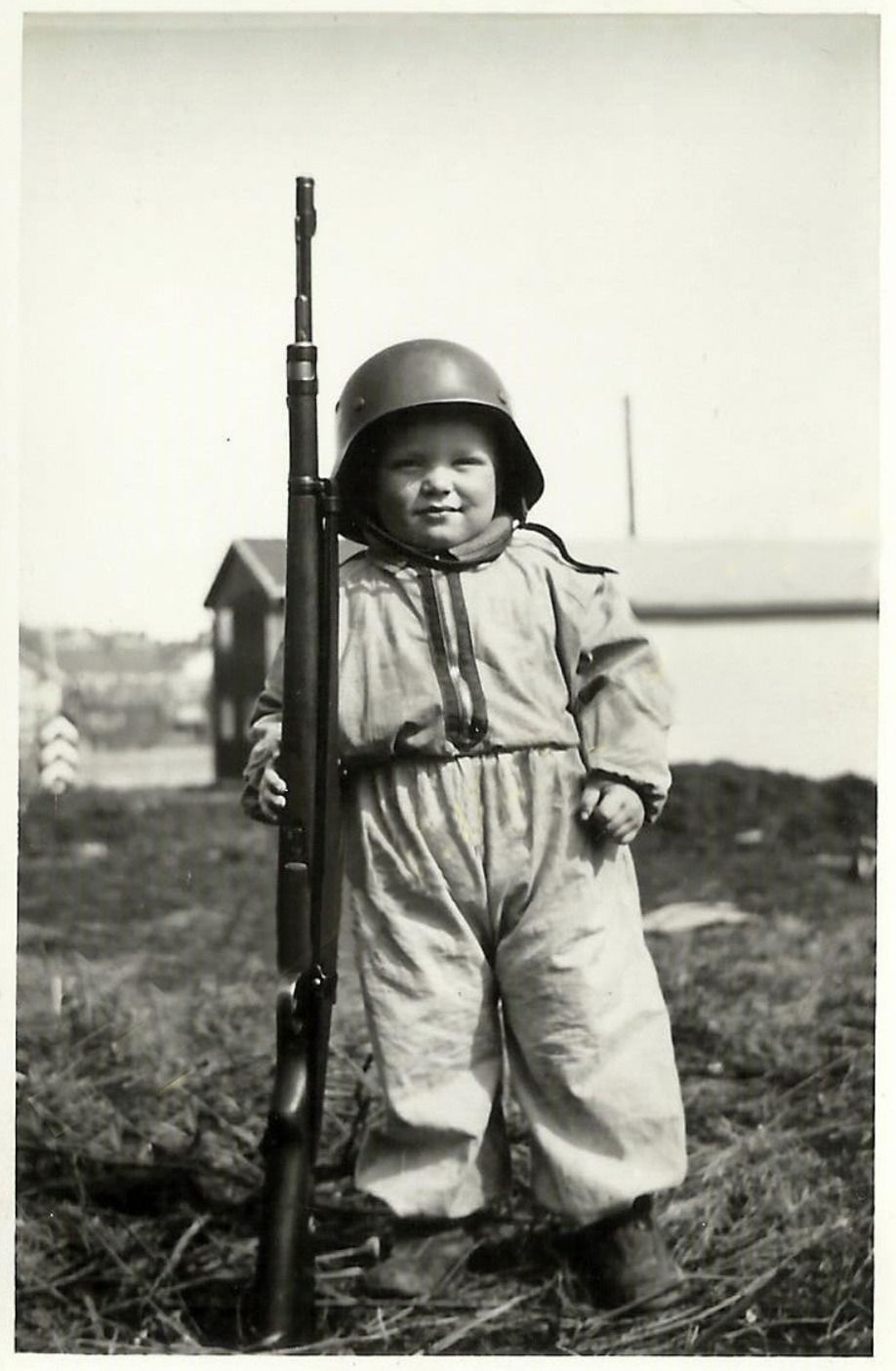Diverses photos de la WWII (fichier 9) - Page 13 85522