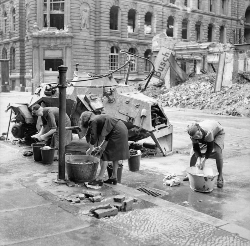 Villes détruiites lors de la WWII Berlin25