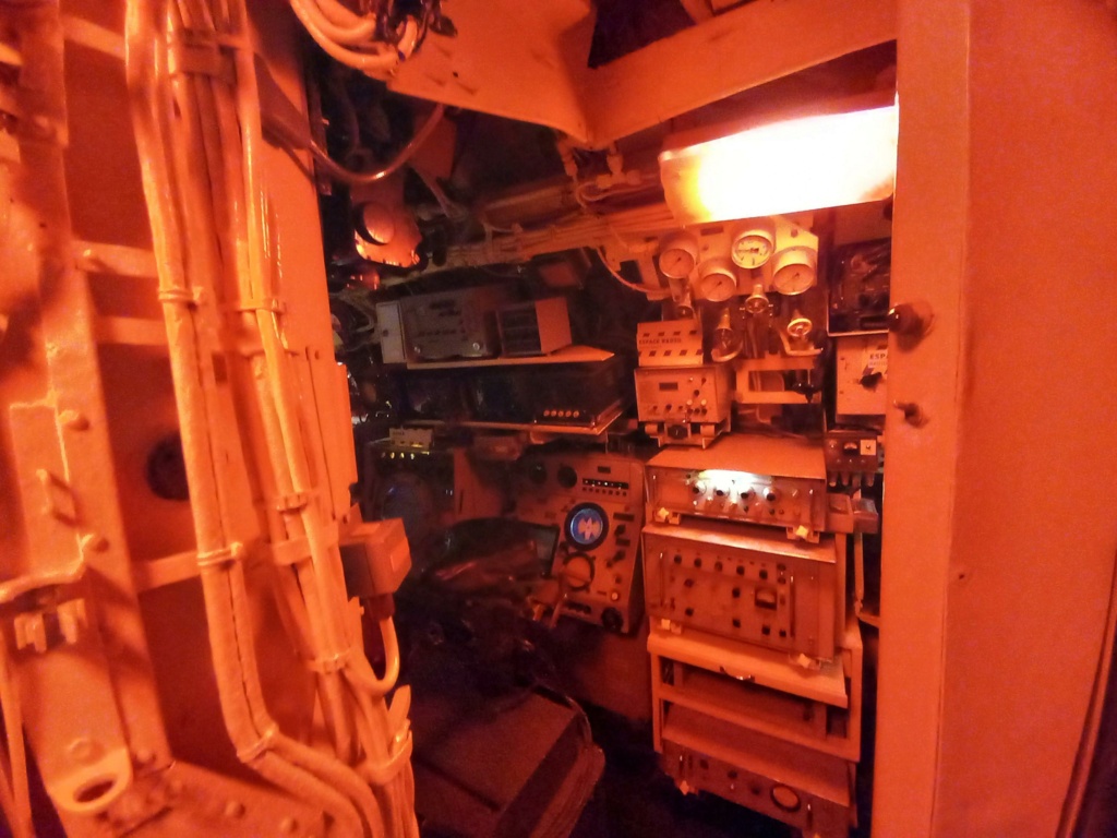 Les entrailes du sous-marin Flore Bunker45
