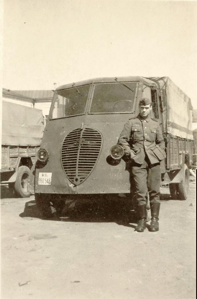 Convois de véhicules WWII Dma18110