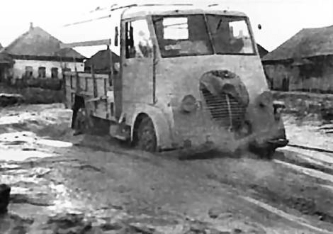 Convois de véhicules WWII Dma22110