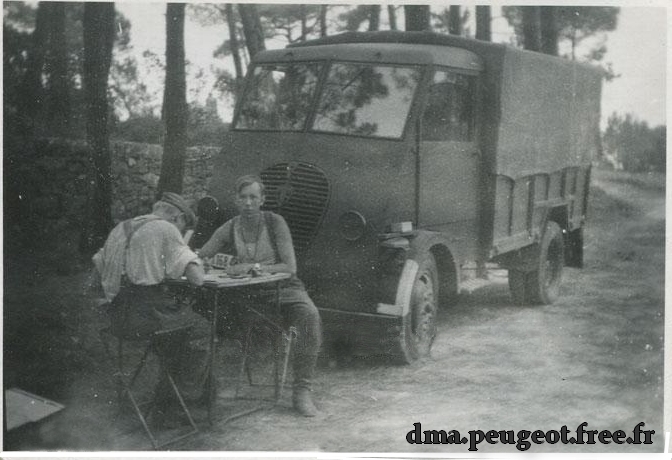 Convois de véhicules WWII Dma51010