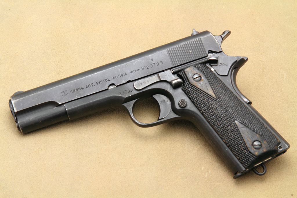 L'histoire du pistolet allemand P08 - Page 2 Nazi-111