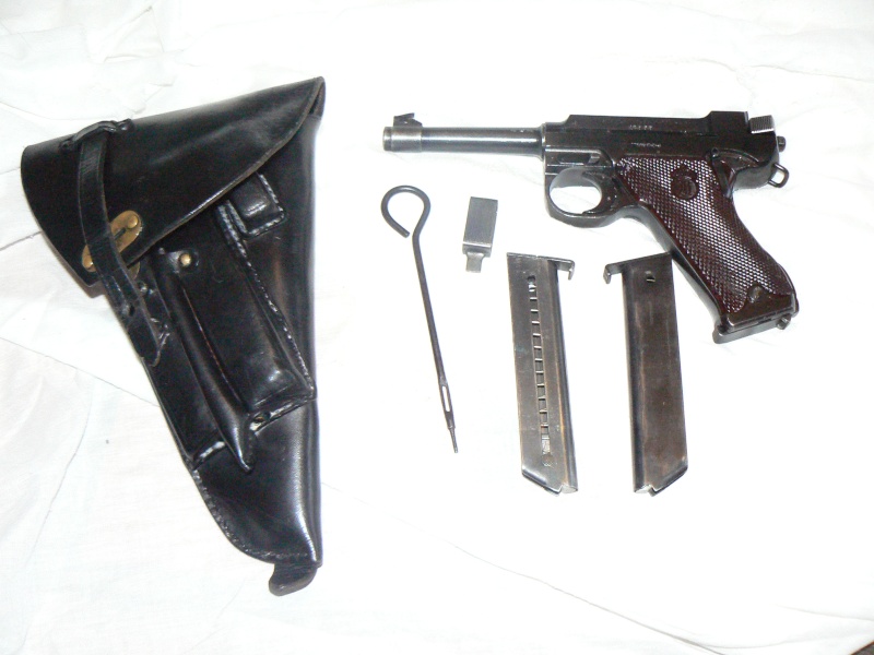 L'histoire du pistolet allemand P08 P1080045
