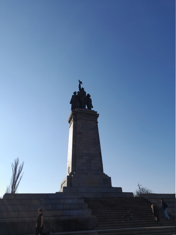 Casse d'un monument à Sofia S513